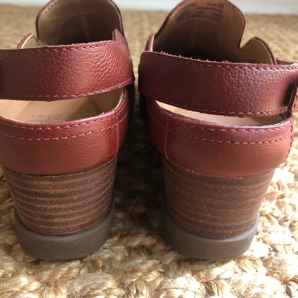 New: Dansko Sheridan Waterproof Adjustable Wedge. Size 39 - Picture 5 of 11